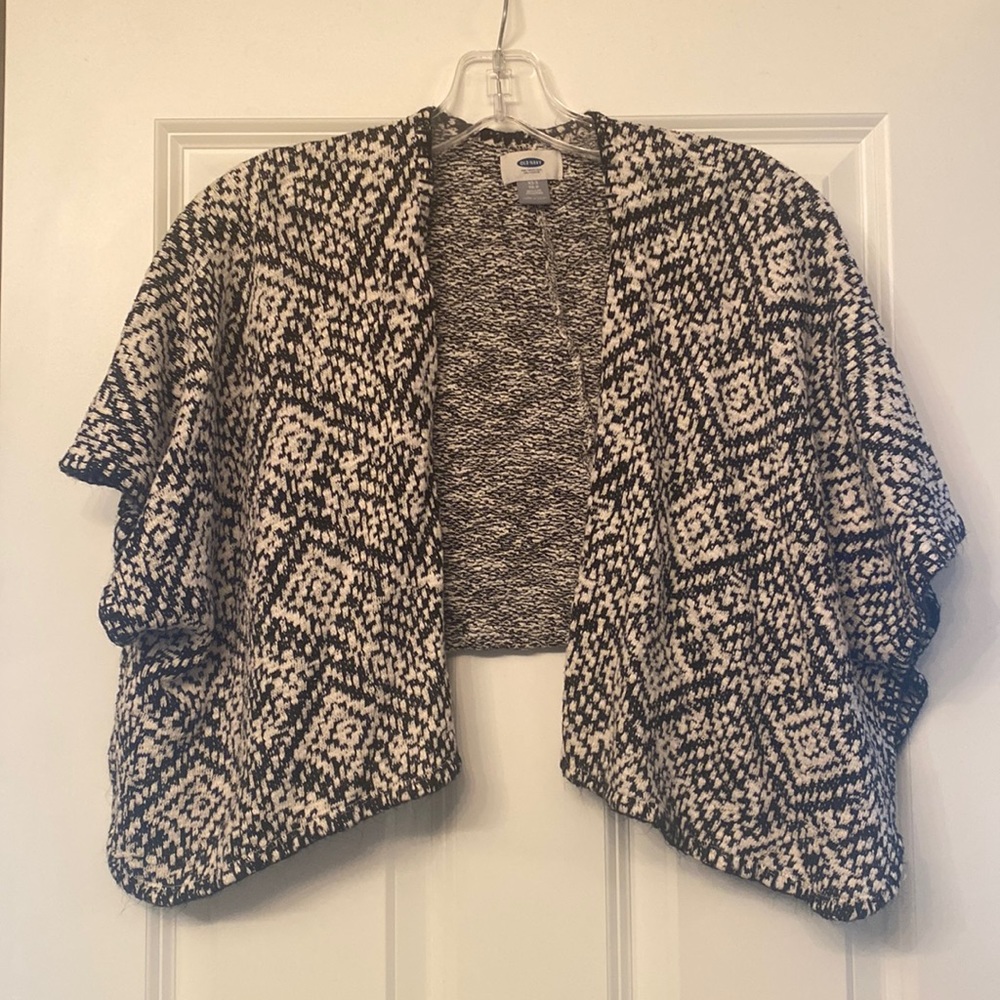 Old Navy black and white cropped cardigan sweater, size XS-S